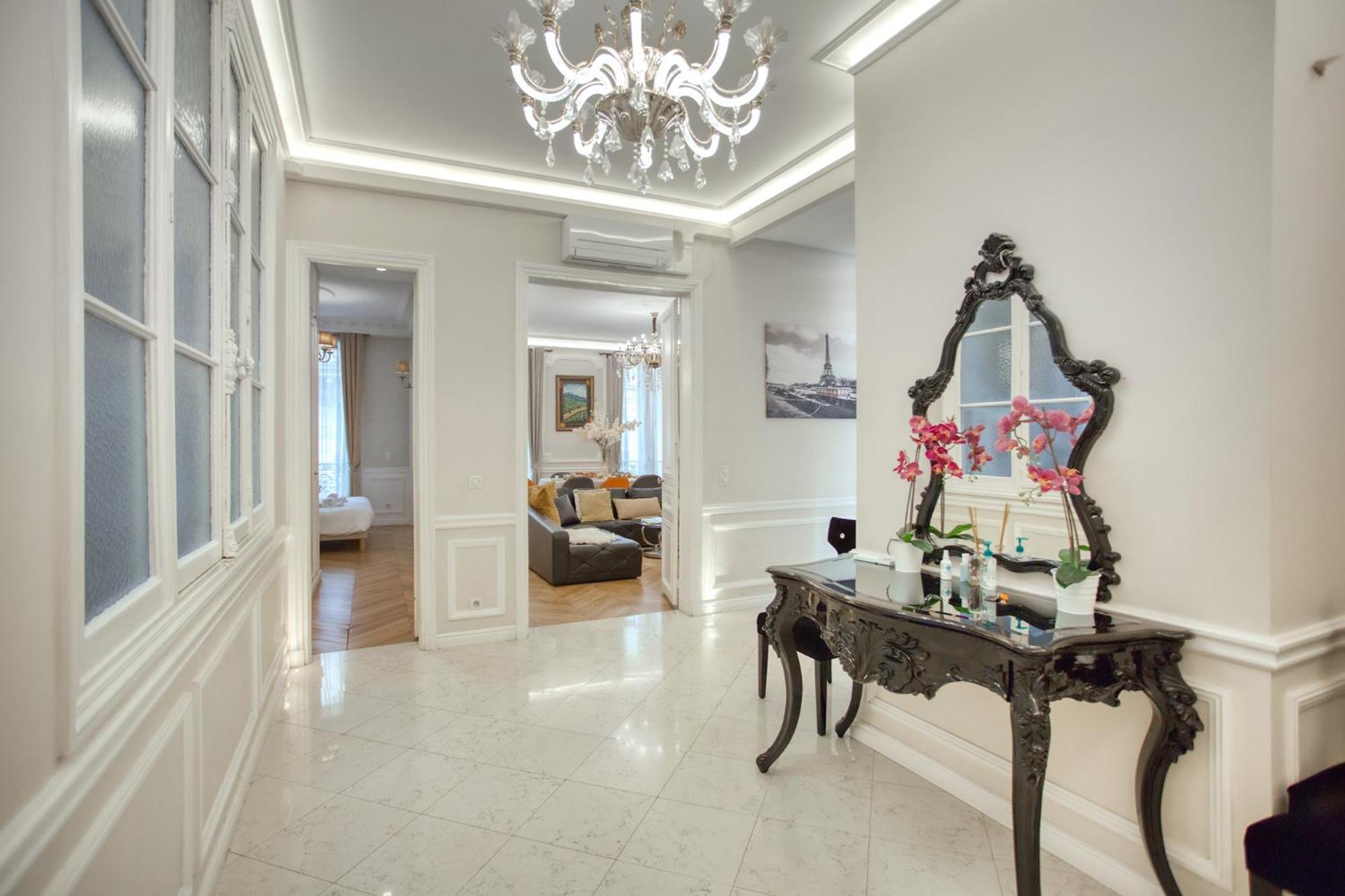 Luxueux 200M2 5Ch Champs Elysees A 1Min Perle Rare Παρίσι Εξωτερικό φωτογραφία
