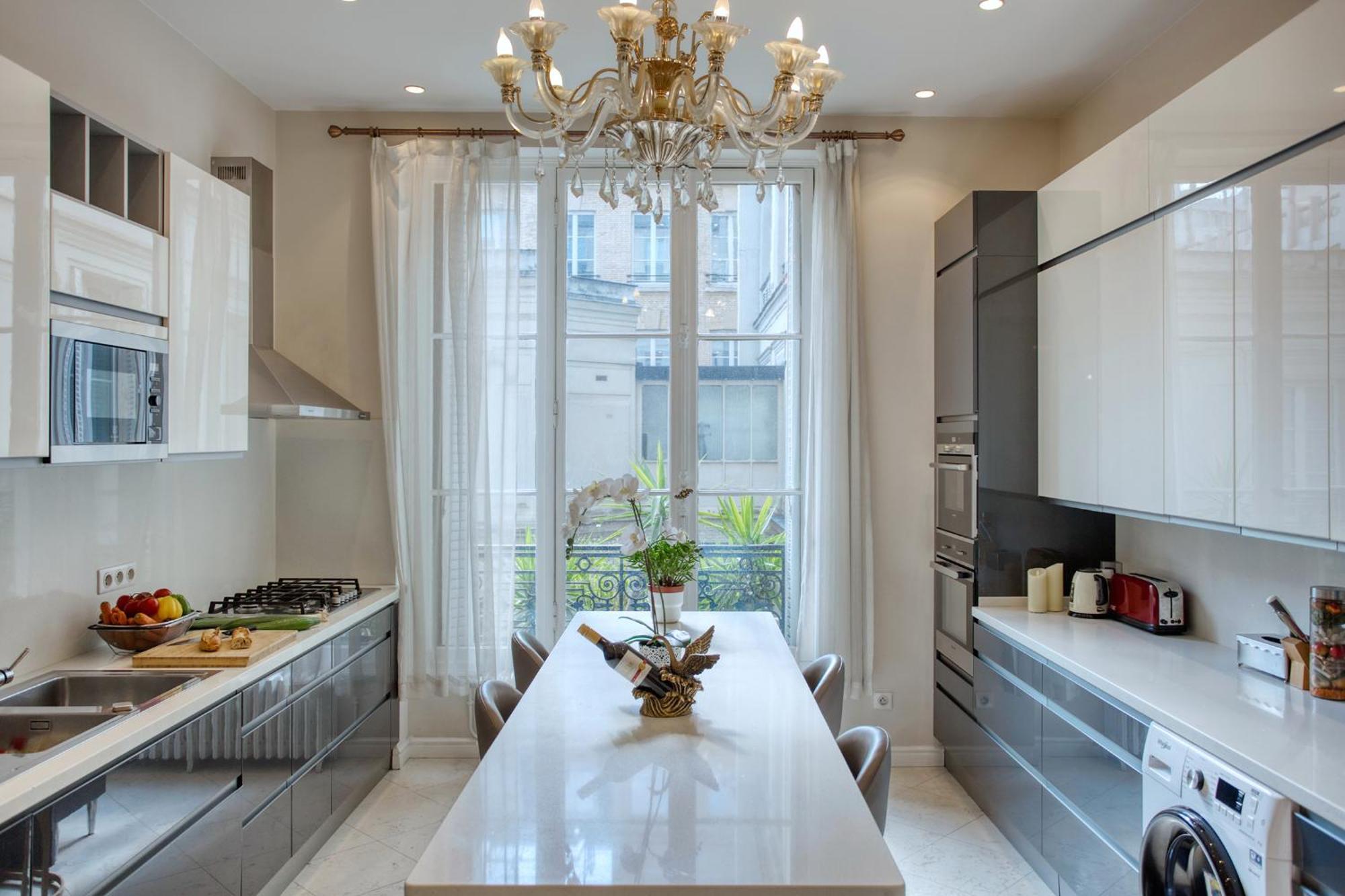 Luxueux 200M2 5Ch Champs Elysees A 1Min Perle Rare Παρίσι Εξωτερικό φωτογραφία